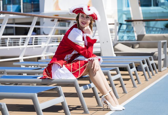 Foto: TUI Cruises Jeckliner - Funkemariechen