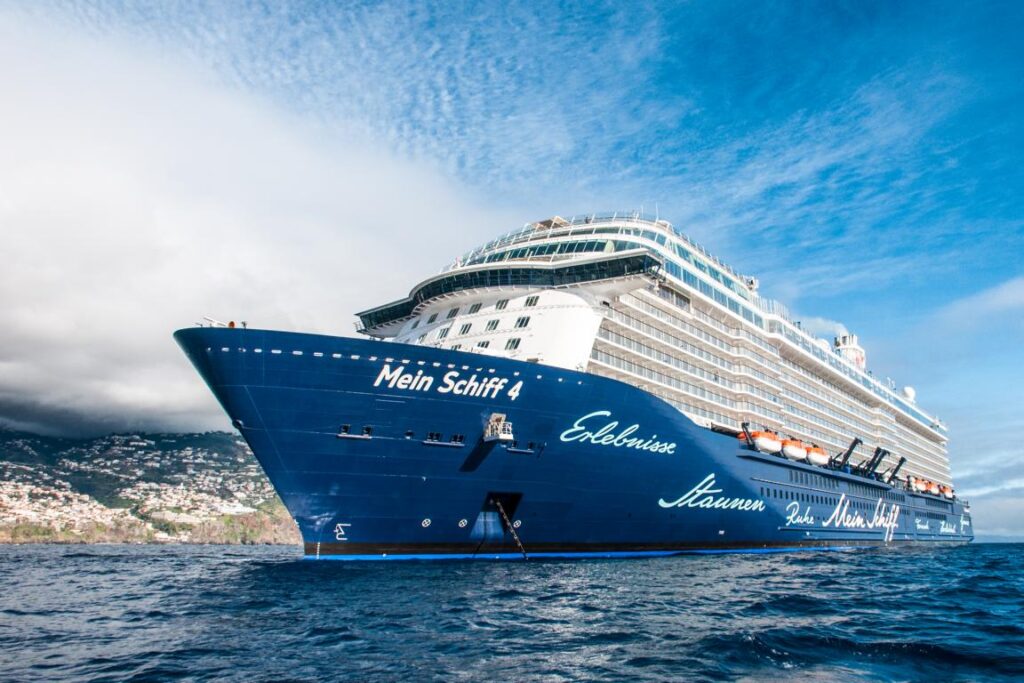 Mein Schiff 4