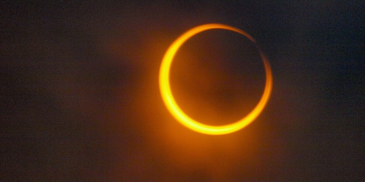 AIDAcosma zur Sonnenfinsternis im Mittelmeer