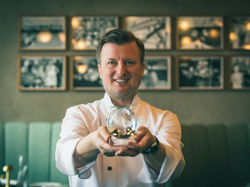 The Globe by Kevin Fehling an Bord der EUROPA, Hapag-Lloyd Cruises